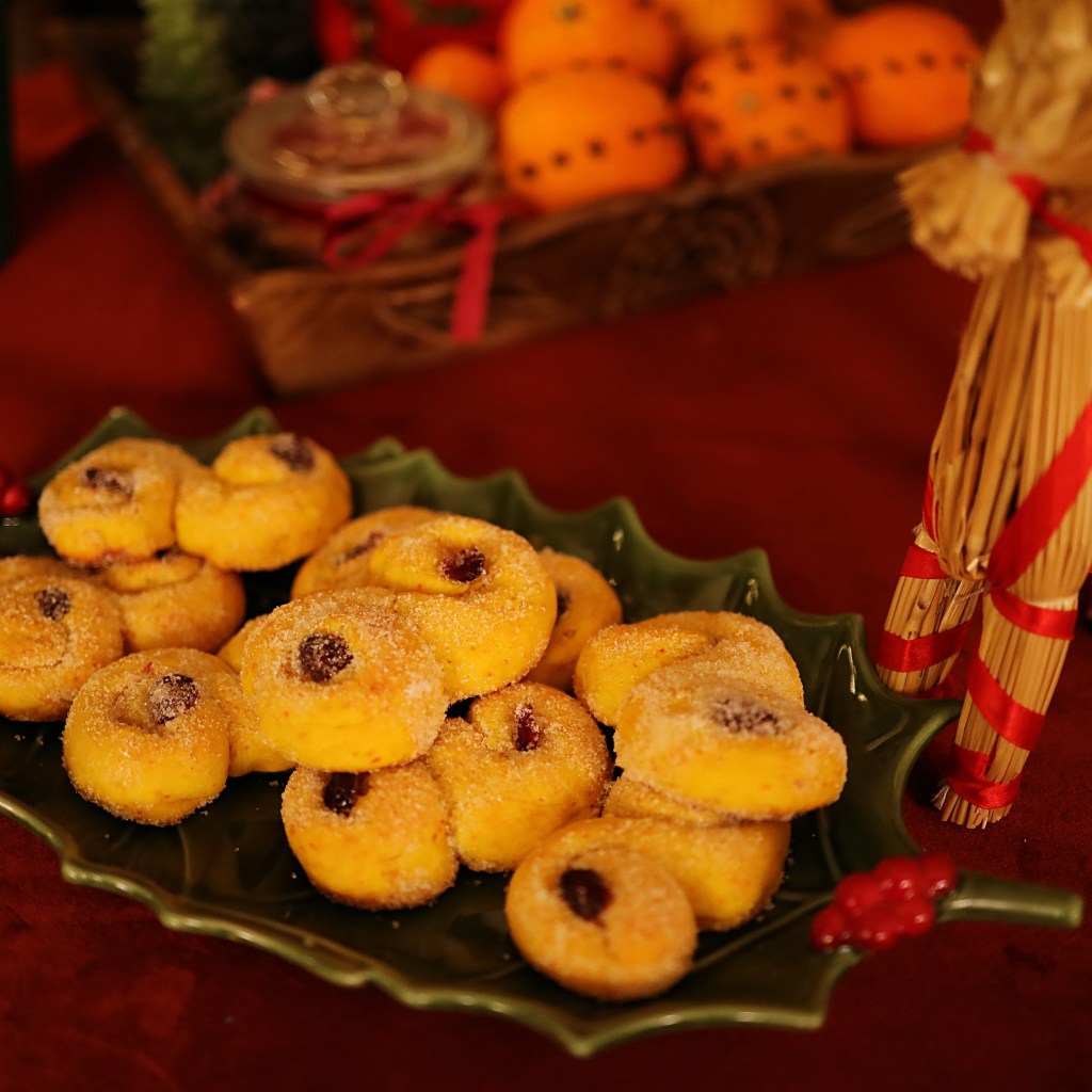 QUICK FLUFFY SAFFRON BUNS FOR ST.&nbsp;LUCIA