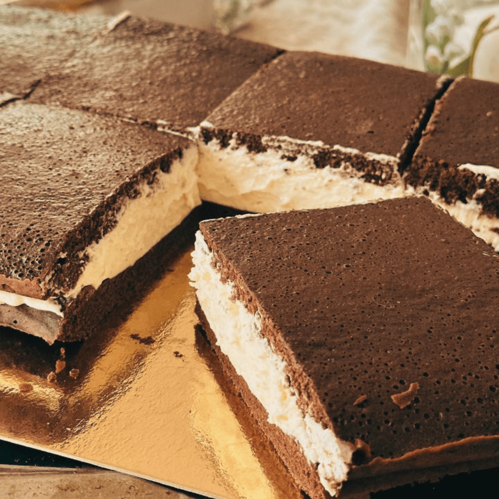 BASED MILCHSCHNITTE